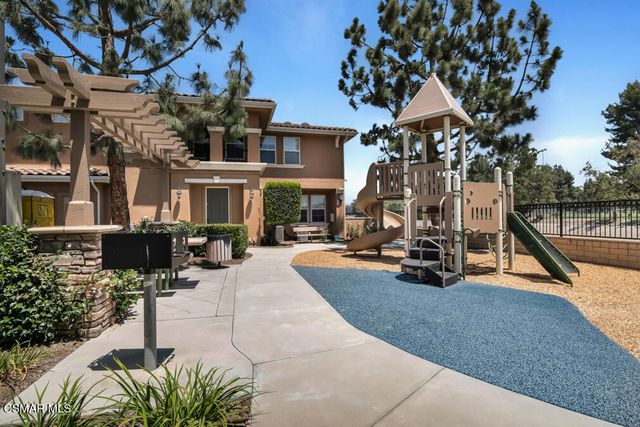 1618 Heywood Street E, Simi Valley, CA 93065