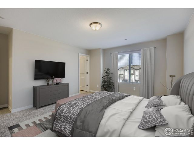 787 Silver Maple Ln, Fort Collins, CO 80524