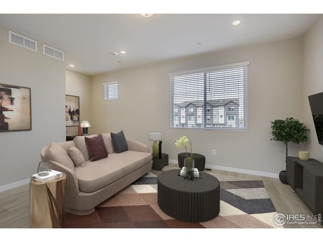 787 Silver Maple Ln, Fort Collins, CO 80524