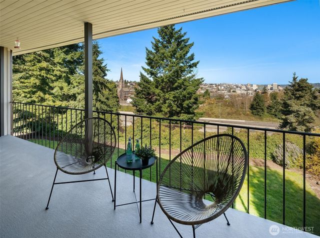 3202 S D Street, Tacoma, WA 98418