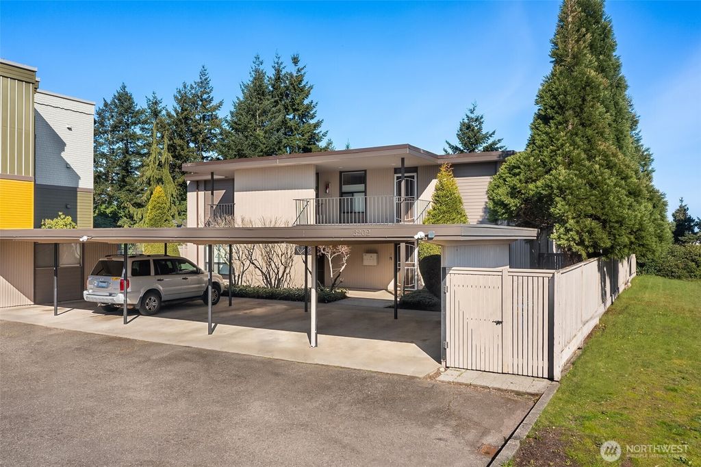 3202 S D Street, Tacoma, WA 98418