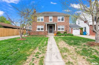 1421 S DOUGLAS Avenue, Springfield, IL 62704