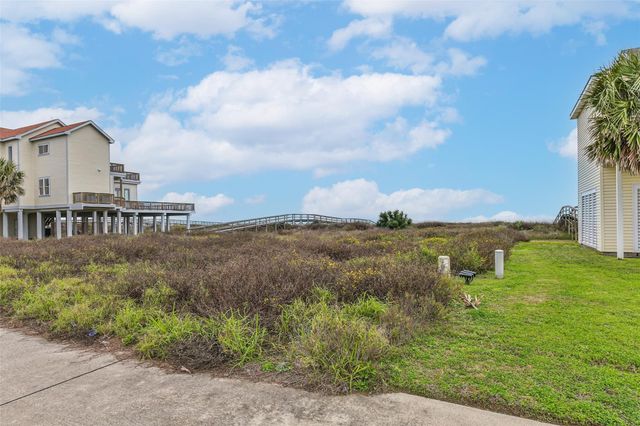 20711 E Sand Hill Drive, Galveston, TX 77554