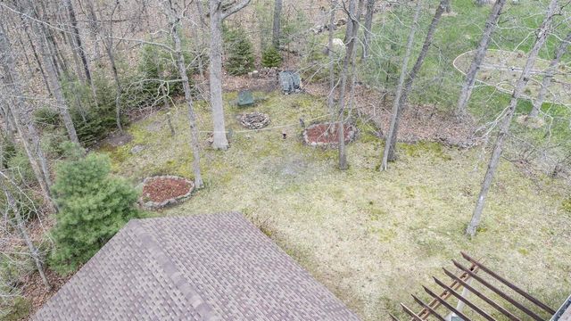 660 SUNSET DRIVE, Waupaca, WI 54981