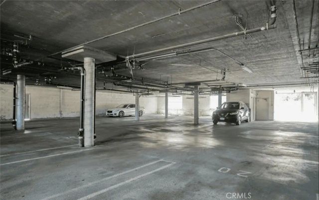 13042 Riverside Dr, Sherman Oaks, CA 91423