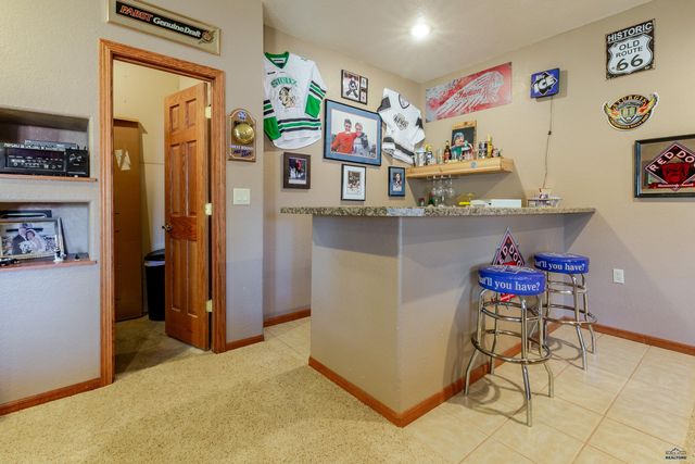 6510 PRESTWICK RD, Rapid City, SD 57702