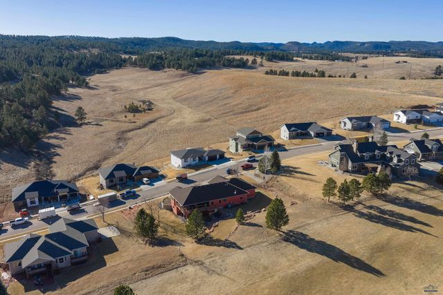 6510 PRESTWICK RD, Rapid City, SD 57702