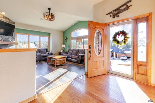 6510 PRESTWICK RD, Rapid City, SD 57702