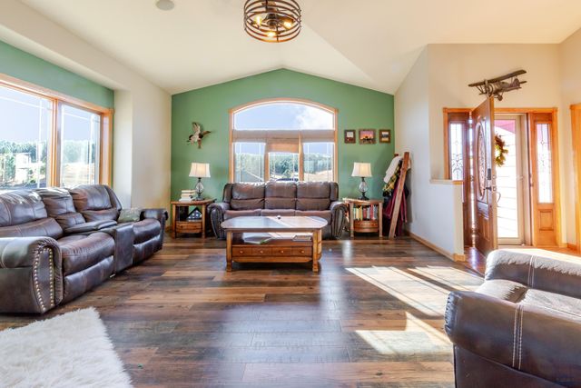 6510 PRESTWICK RD, Rapid City, SD 57702