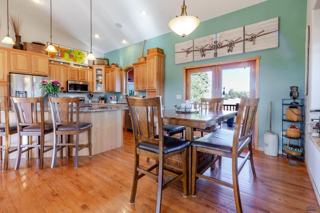 6510 PRESTWICK RD, Rapid City, SD 57702