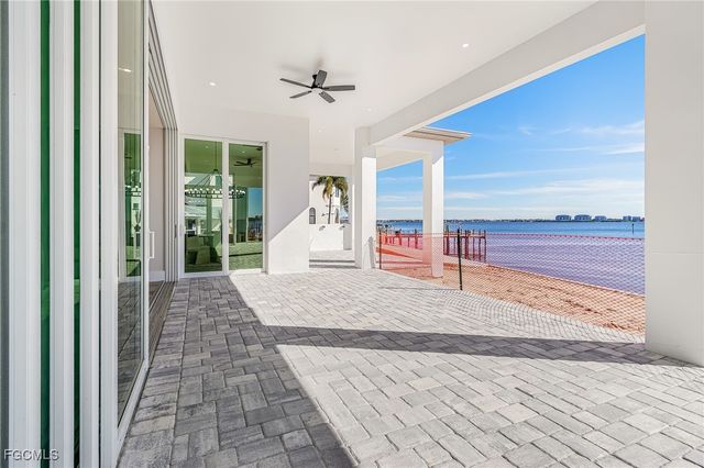 606 Coral DR, Cape Coral, FL 33904