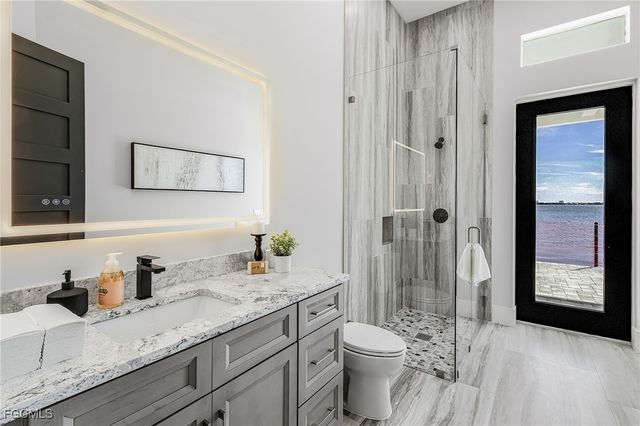 606 Coral DR, Cape Coral, FL 33904