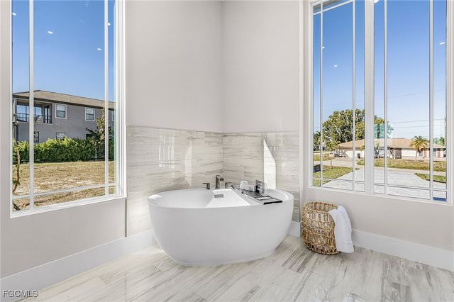 606 Coral DR, Cape Coral, FL 33904