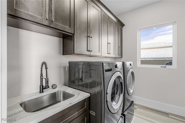 606 Coral DR, Cape Coral, FL 33904