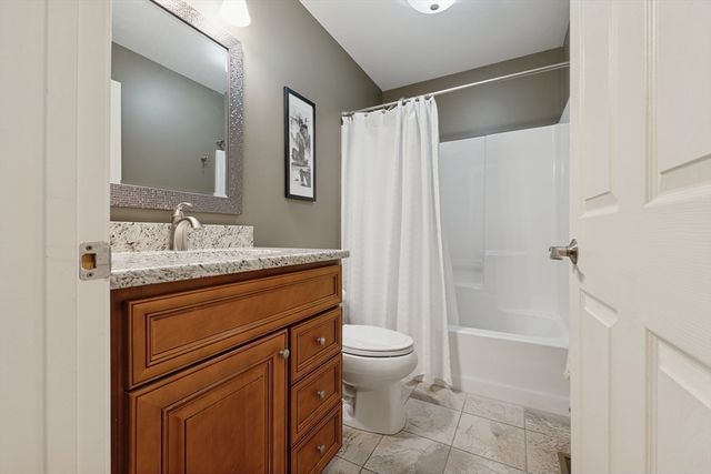 3080 Club House Dr, Dighton, MA 02715