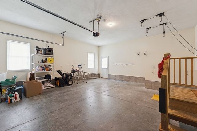 3080 Club House Dr, Dighton, MA 02715
