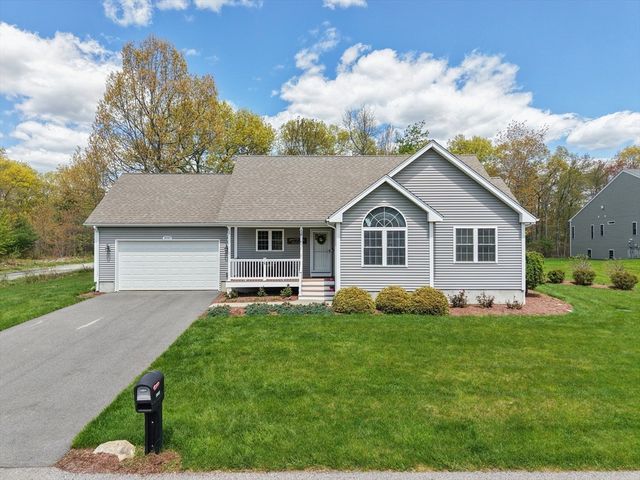 3080 Club House Dr, Dighton, MA 02715