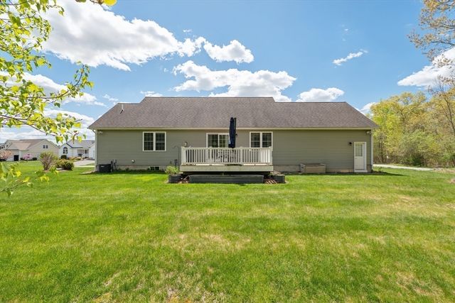 3080 Club House Dr, Dighton, MA 02715