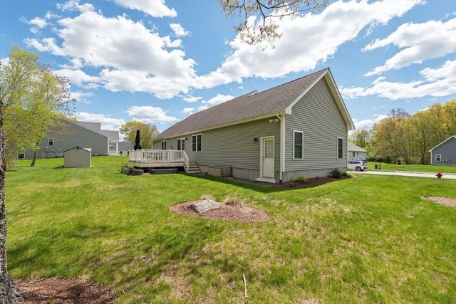 3080 Club House Dr, Dighton, MA 02715