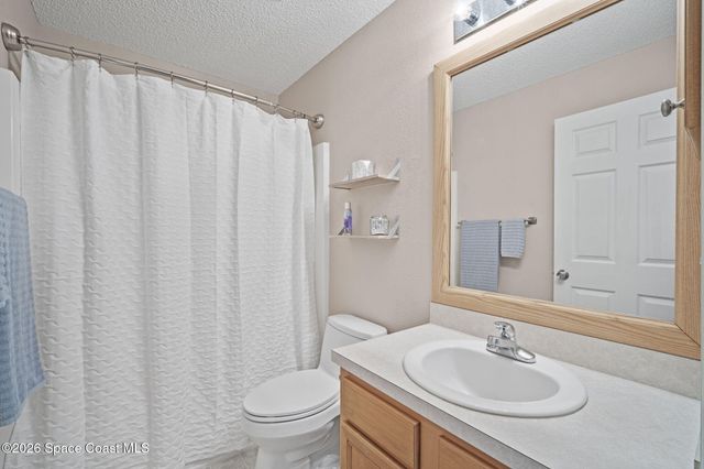 400 Helicon Avenue NW, Palm Bay, FL 32907