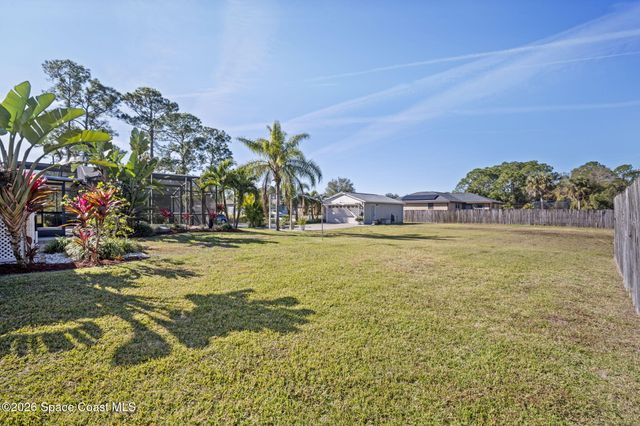 400 Helicon Avenue NW, Palm Bay, FL 32907