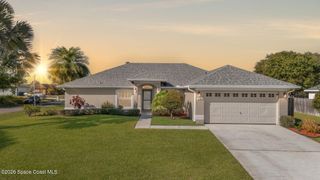400 Helicon Avenue NW, Palm Bay, FL 32907