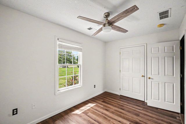 263 Creekwood Drive, Berea, KY 40403