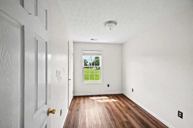 263 Creekwood Drive, Berea, KY 40403