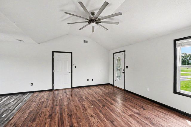 263 Creekwood Drive, Berea, KY 40403