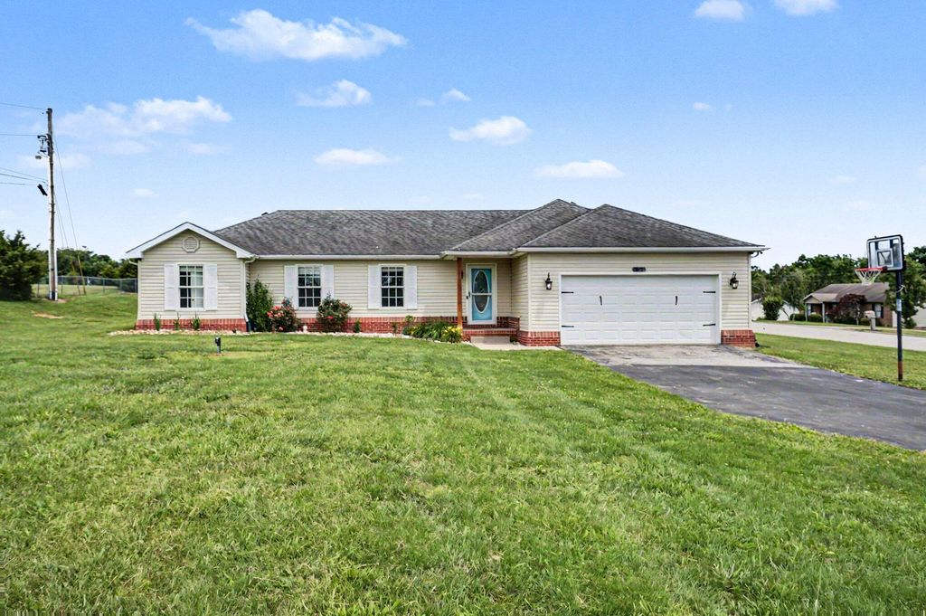 263 Creekwood Drive, Berea, KY 40403