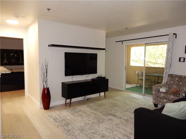 4200 South Valley View Boulevard 2057, Las Vegas, NV 89103