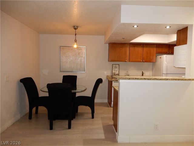 4200 South Valley View Boulevard 2057, Las Vegas, NV 89103