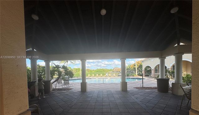 2492 Centergate Dr 102, Miramar, FL 33025