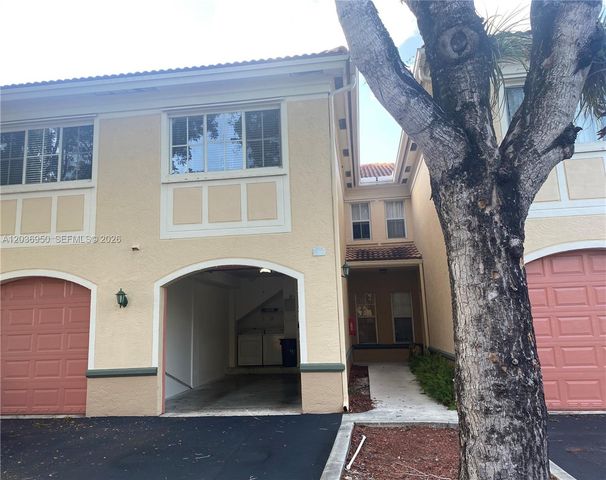 2492 Centergate Dr 102, Miramar, FL 33025