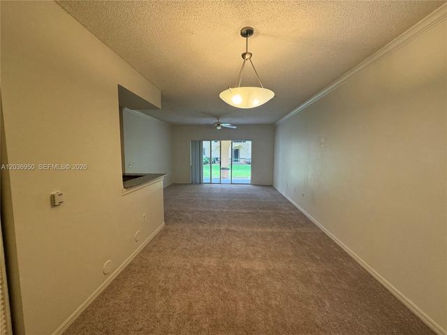 2492 Centergate Dr 102, Miramar, FL 33025