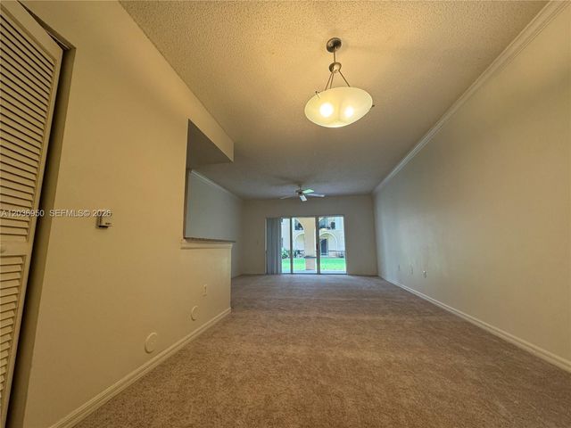 2492 Centergate Dr 102, Miramar, FL 33025