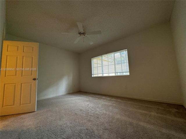 2492 Centergate Dr 102, Miramar, FL 33025