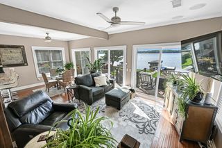 616 Kopmeier DRIVE, Pewaukee, WI 53072