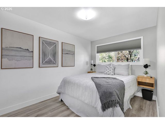 1533 SEQUOIA Ave, Springfield, OR 97477