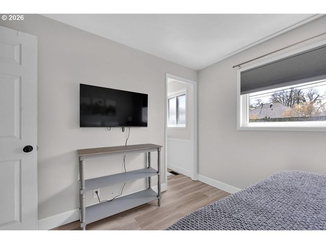 1533 SEQUOIA Ave, Springfield, OR 97477