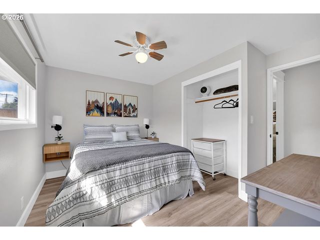 1533 SEQUOIA Ave, Springfield, OR 97477