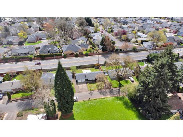 1533 SEQUOIA Ave, Springfield, OR 97477