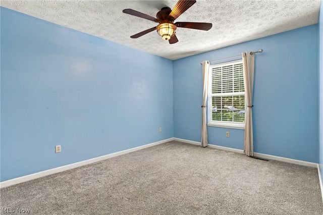 3704 N Viona Drive, Akron, OH 44319