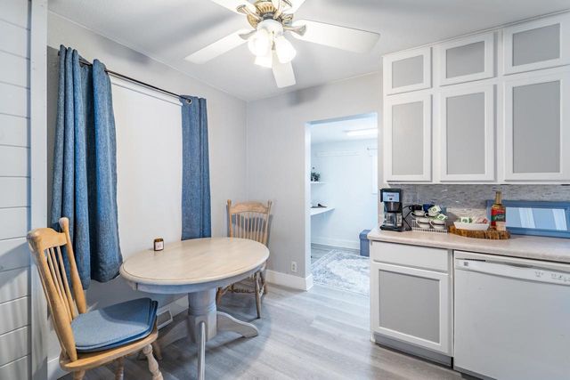 1406 N 12TH AVENUE, Wausau, WI 54401