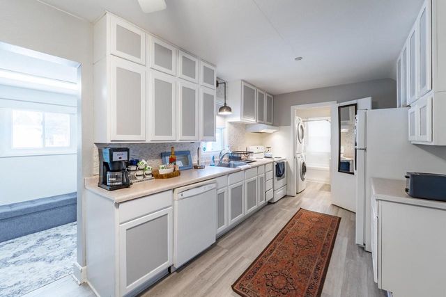 1406 N 12TH AVENUE, Wausau, WI 54401