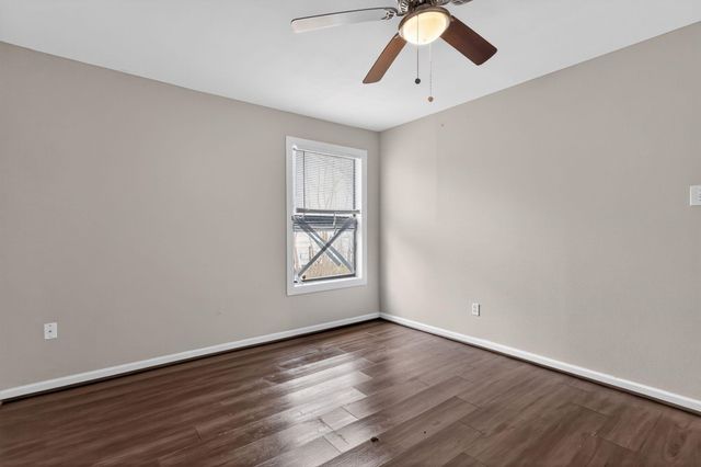 315 Acacia Street, Lake Jackson, TX 77566