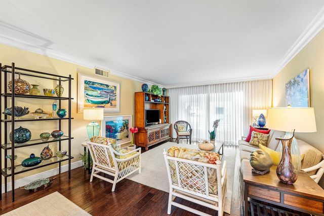 800 E Camino Real 409, Boca Raton, FL 33432