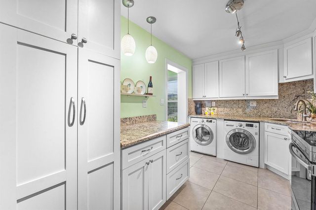 800 E Camino Real 409, Boca Raton, FL 33432