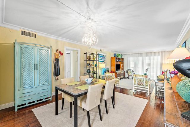 800 E Camino Real 409, Boca Raton, FL 33432