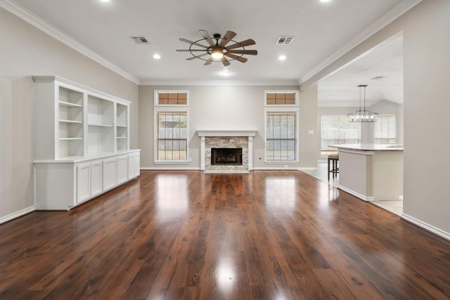 4603 Caddie, College Station, TX 77845